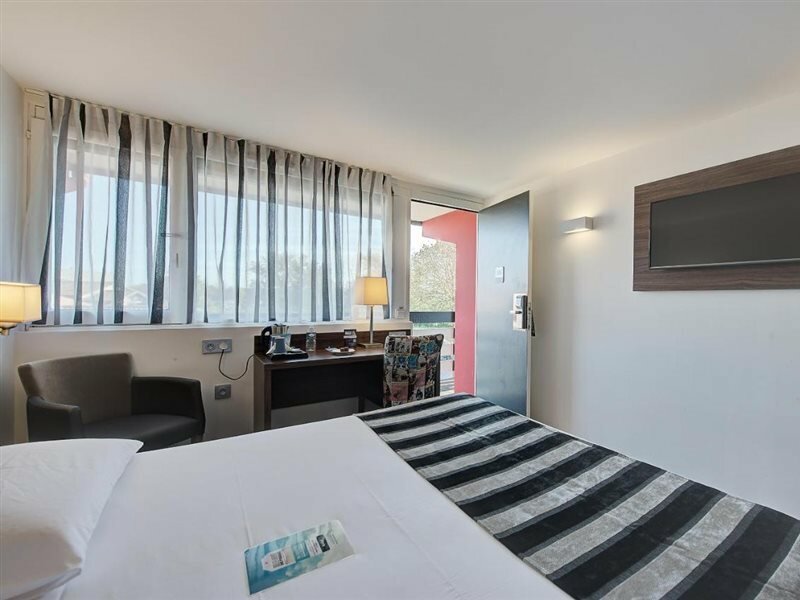 Фото Kyriad Bordeaux - Mérignac Aéroport