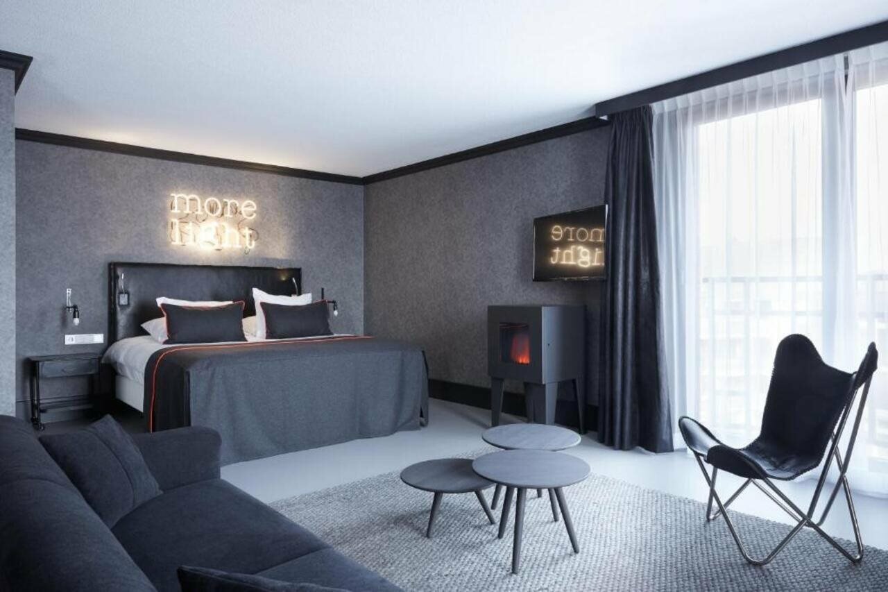 Фото Theaterhotel De Oranjerie