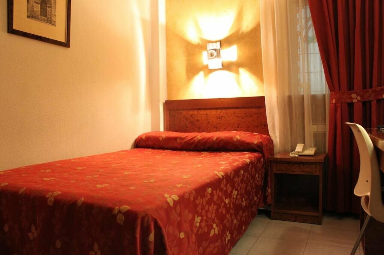 Фото Hotel Aragon