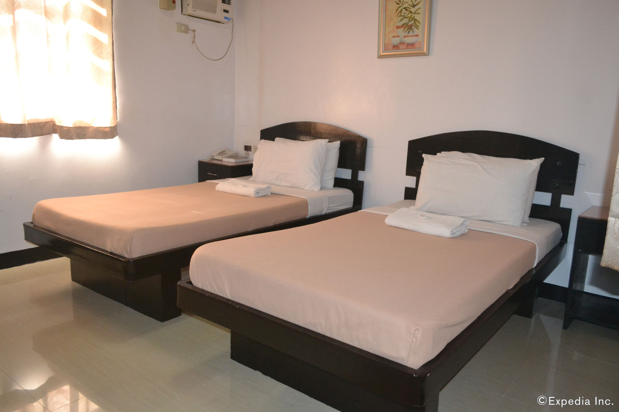 Фото Stonewood Hotel