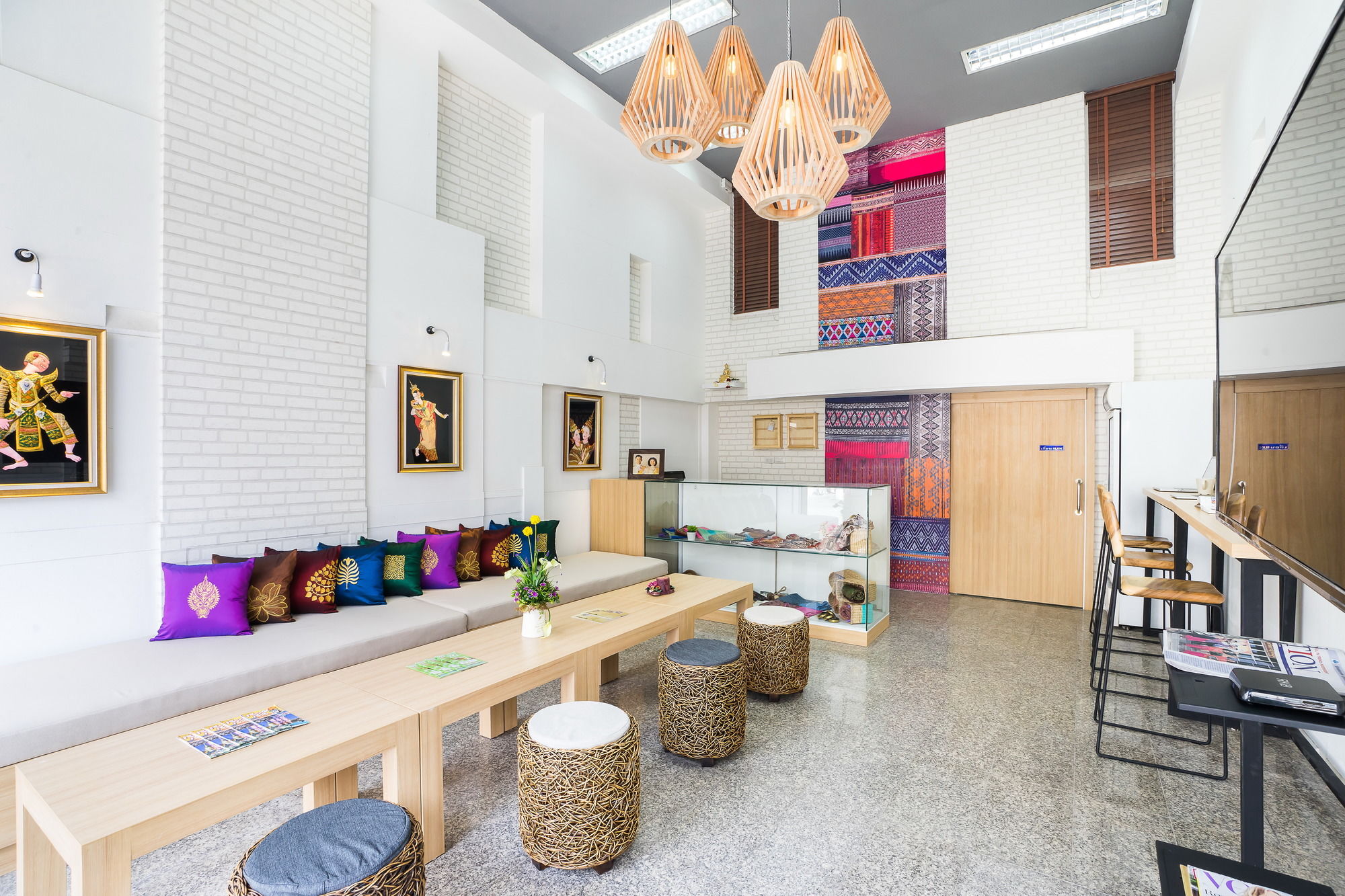 Фото Hostel At Thonglor