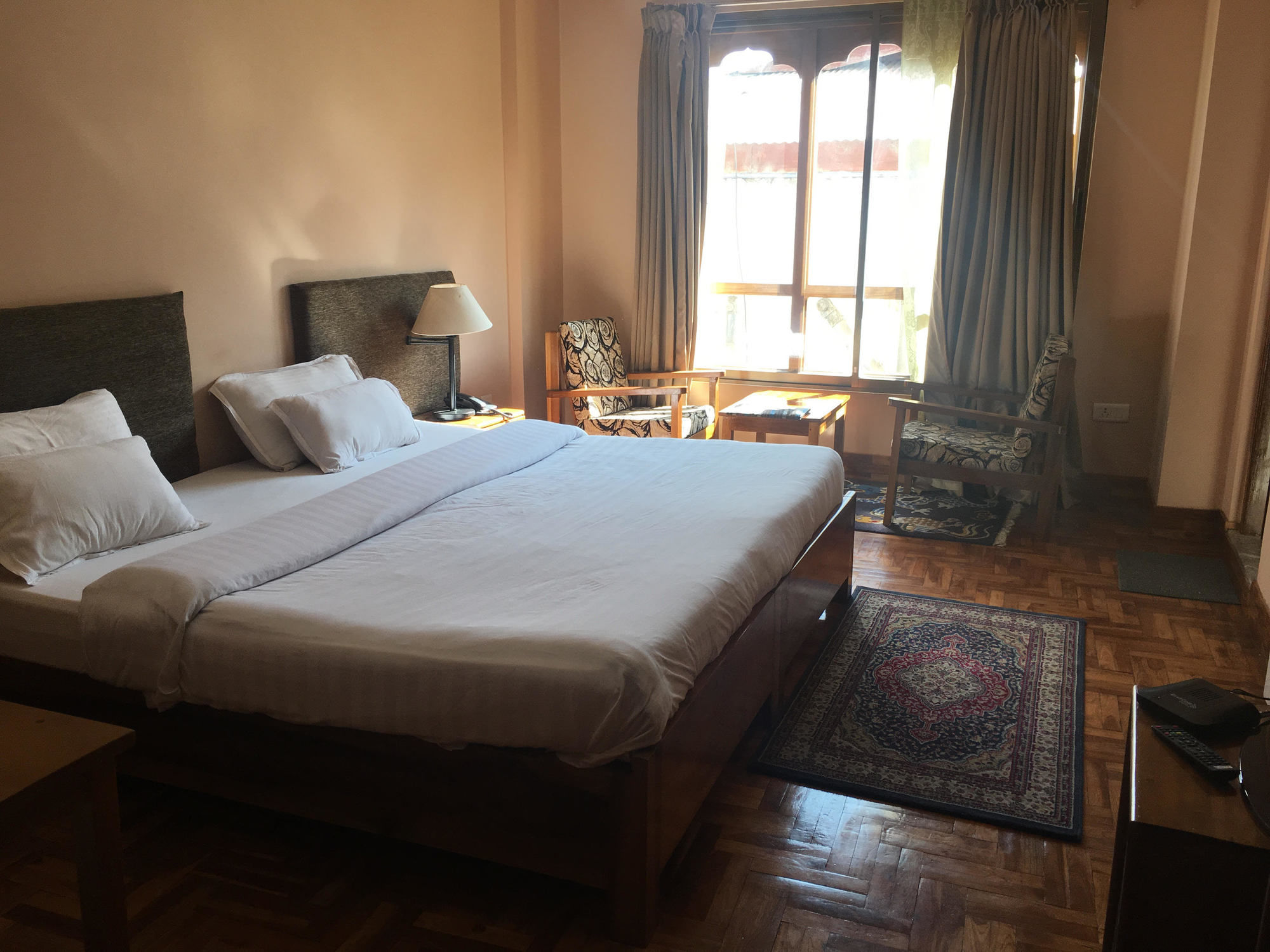 Фото Khamsum Inn