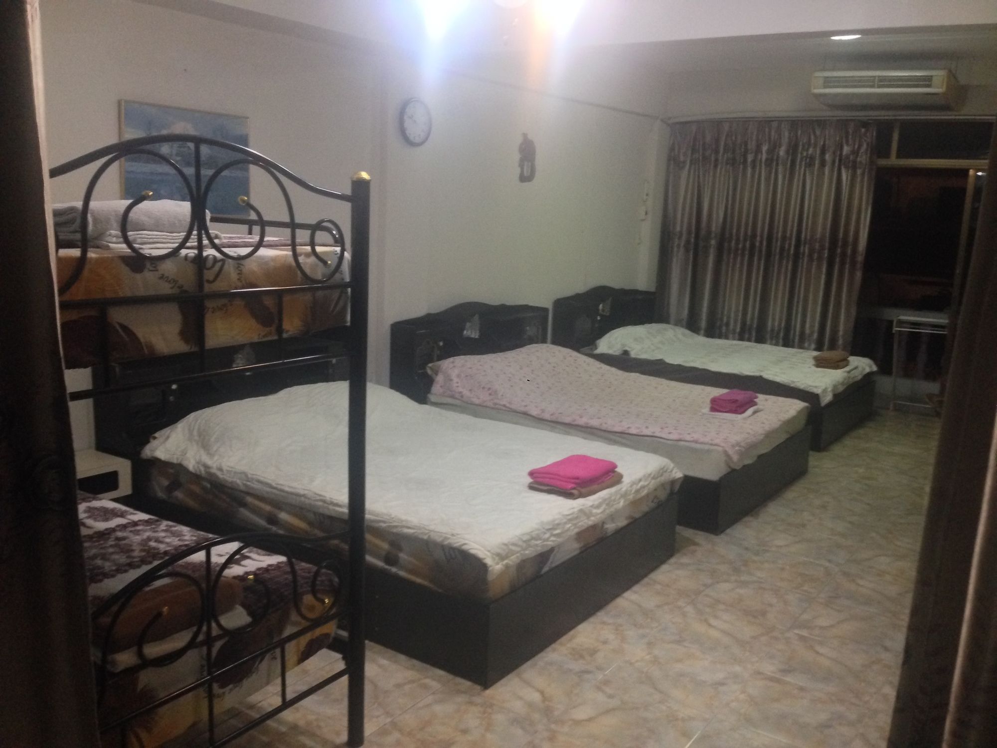 Фото Artem's Guest House