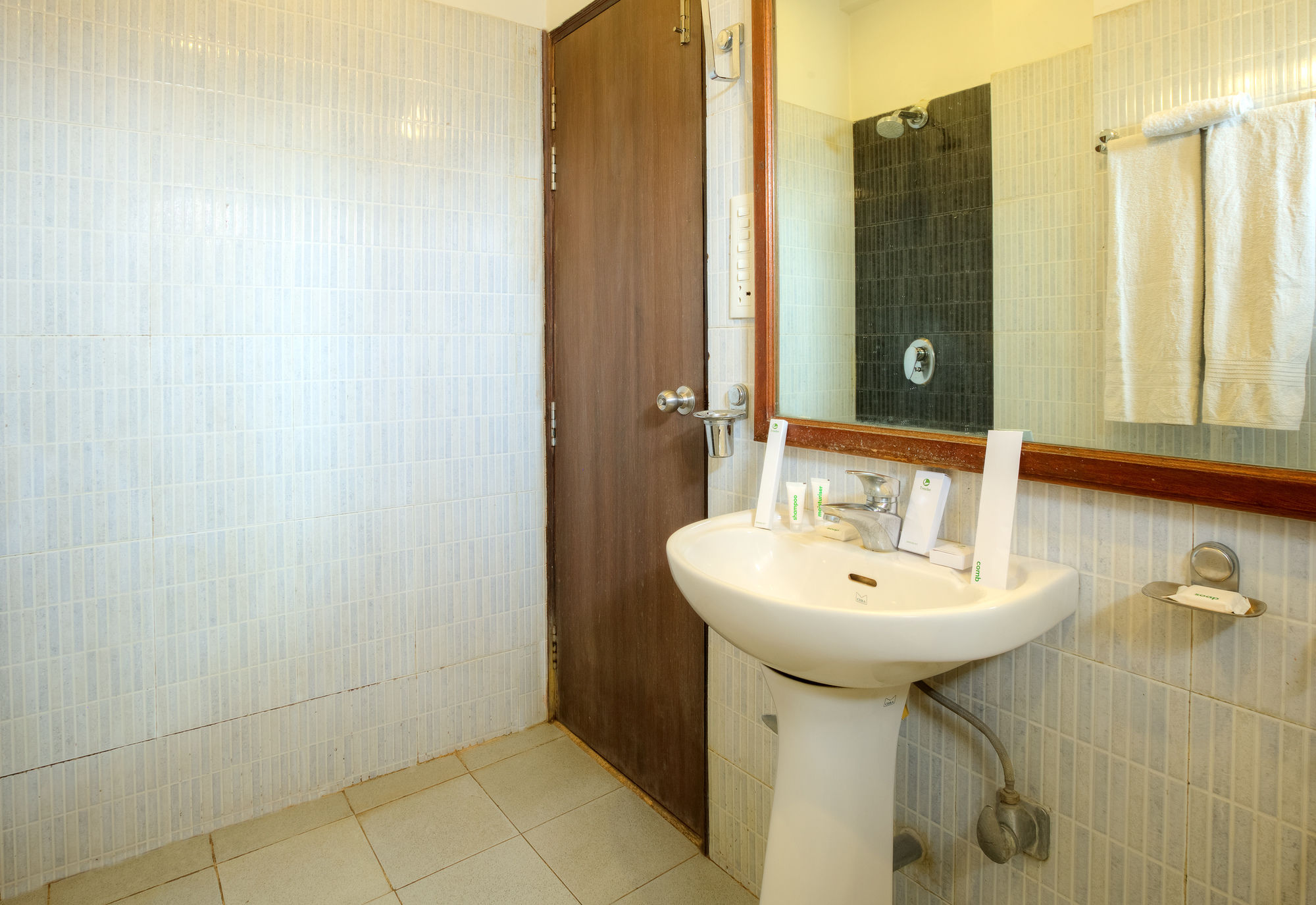 Фото Treebo Trend Shivam inn