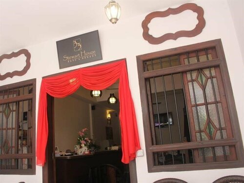 Внешний вид отеля Thirty Three Stewart Houze Guest House в Джорджтауне, фото 1