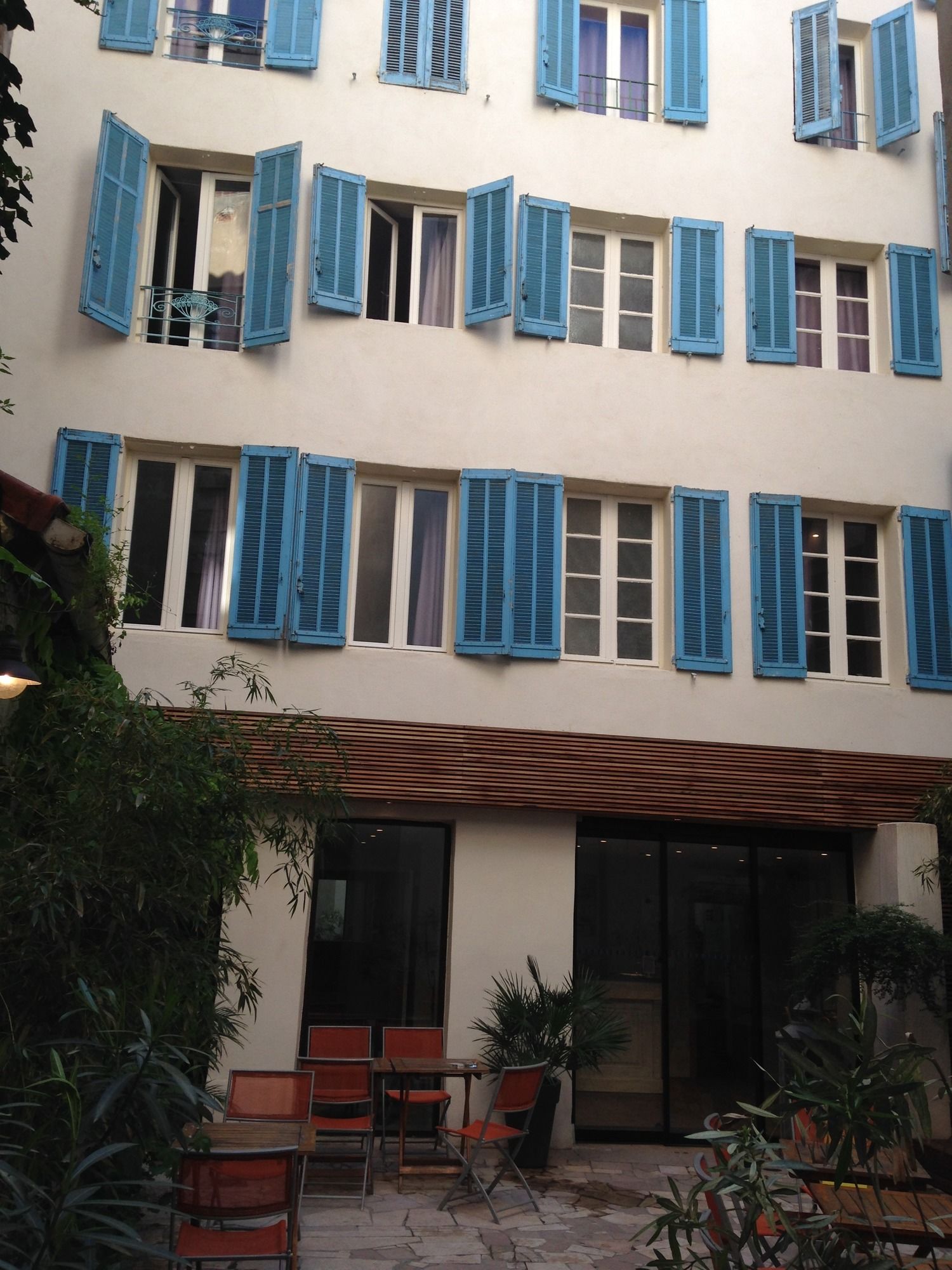 Фото Central Hotel