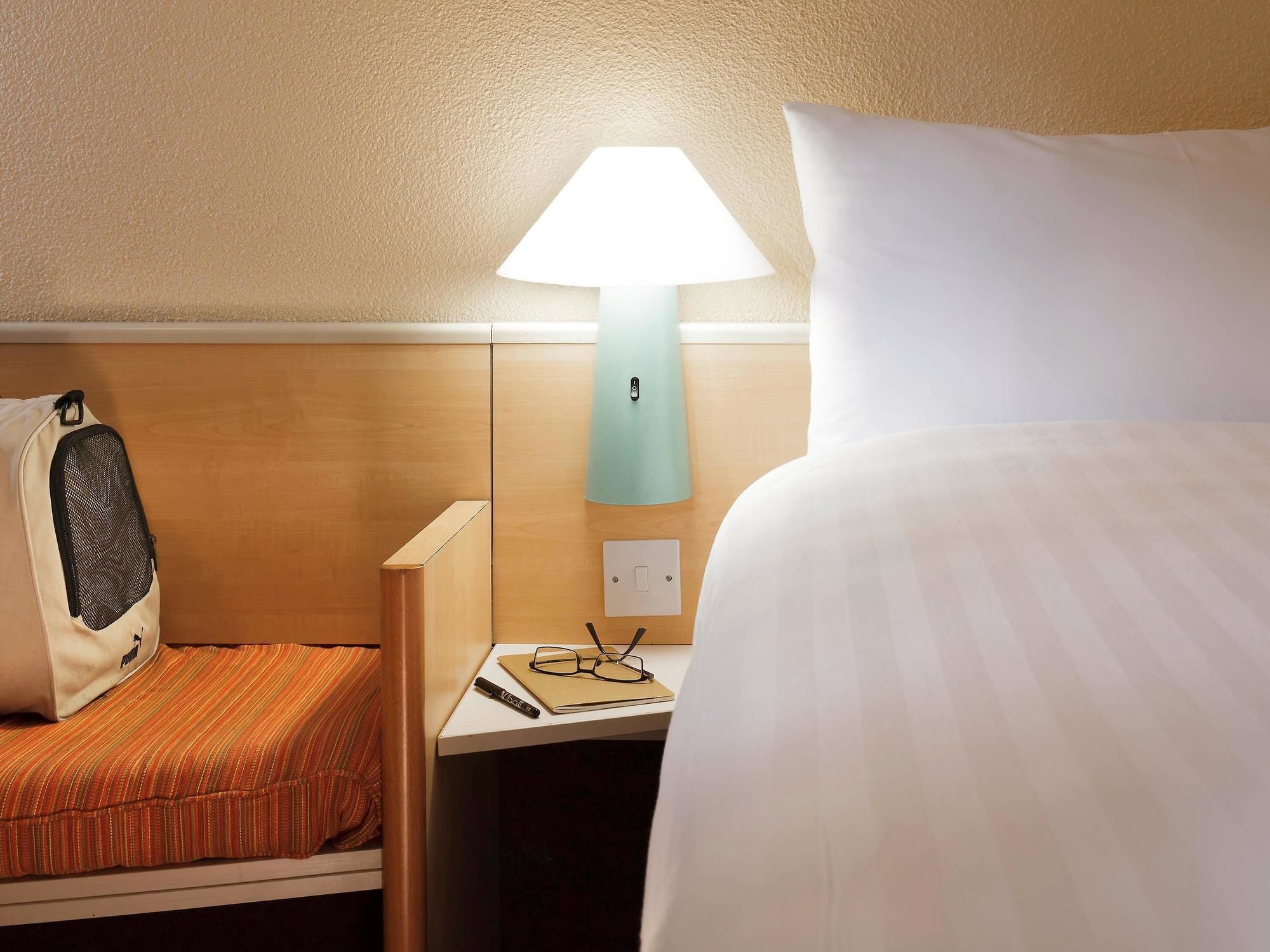 Фото Ibis Plymouth