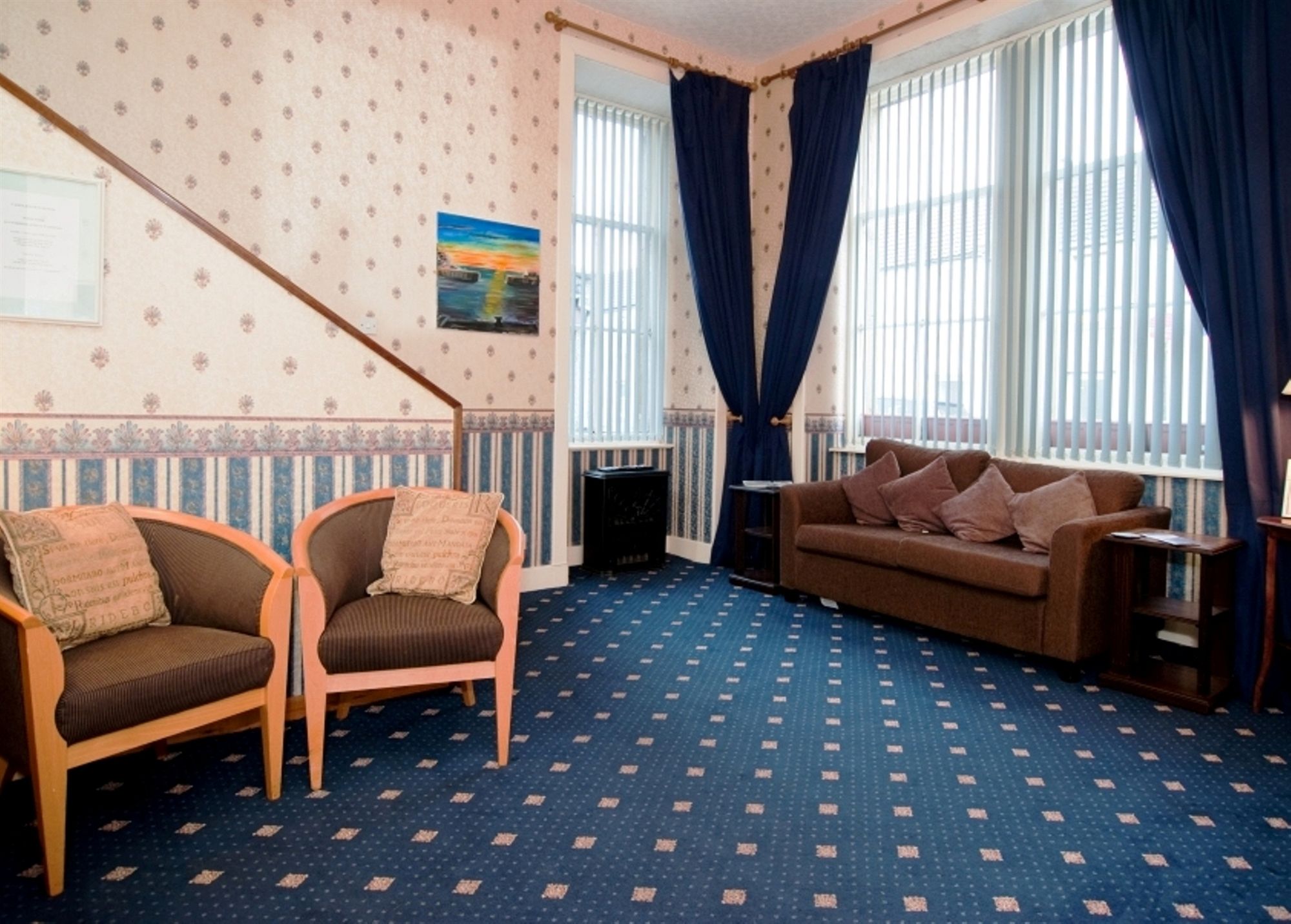 Фото Castletown Hotel