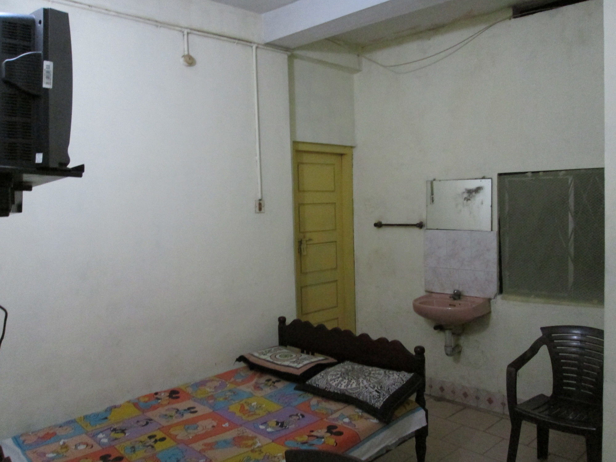 Фото St. Antonys Lodge Ernakulam Market