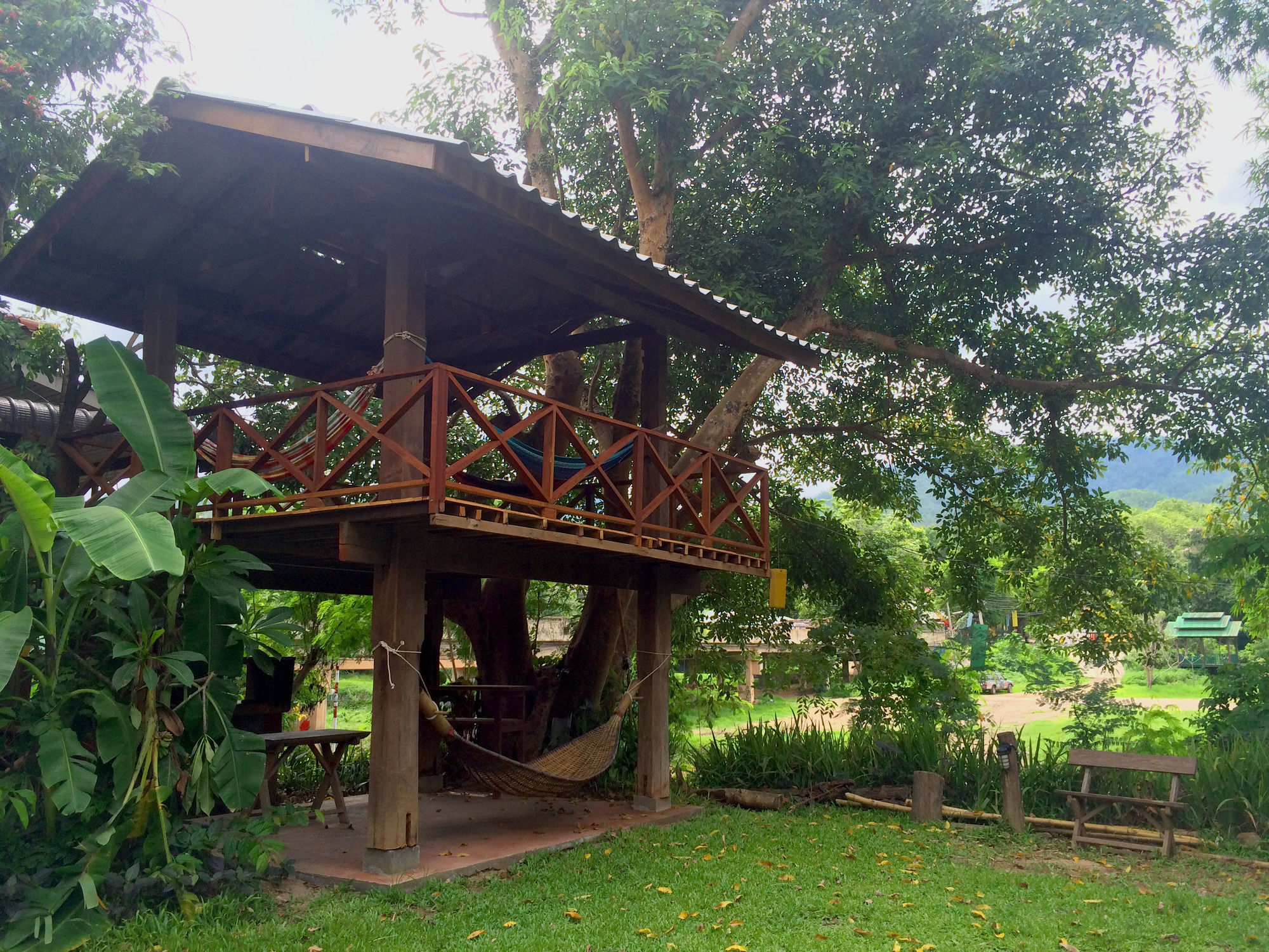 Фото Sawasdeepai River Resort