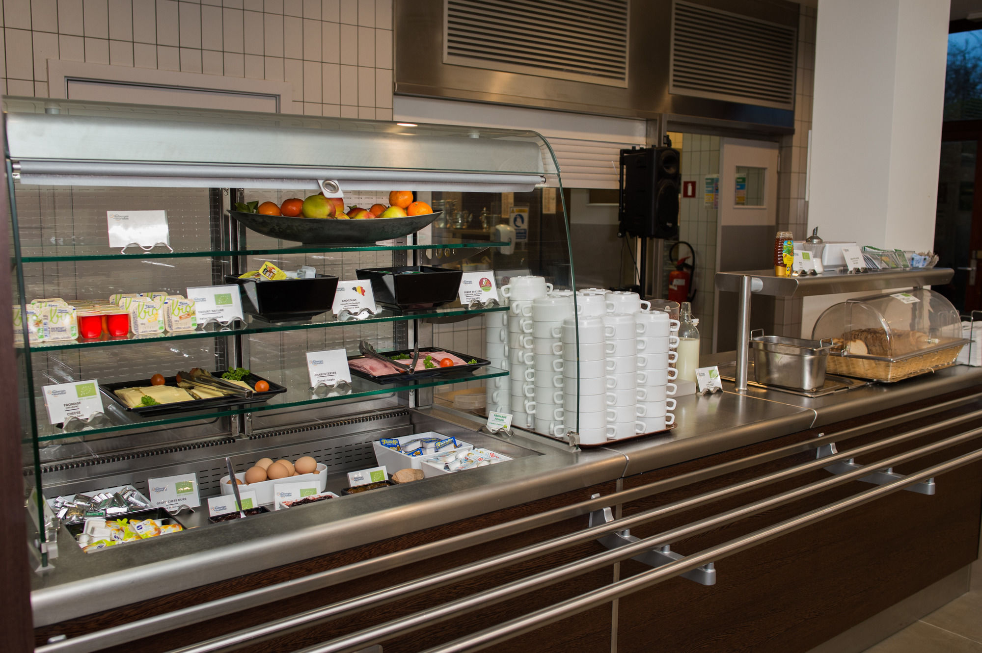 Фото Generation Europe Youth Hostel