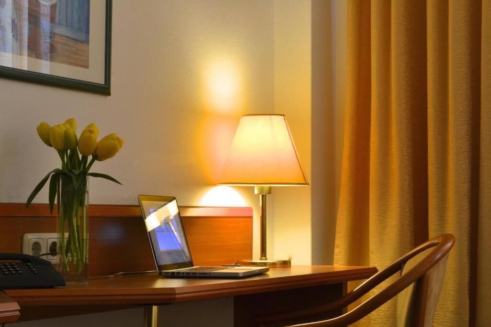 Фото Fair Hotel am Rathaus