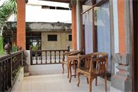 Фото Urbanview Hotel Ananda Beach Sanur
