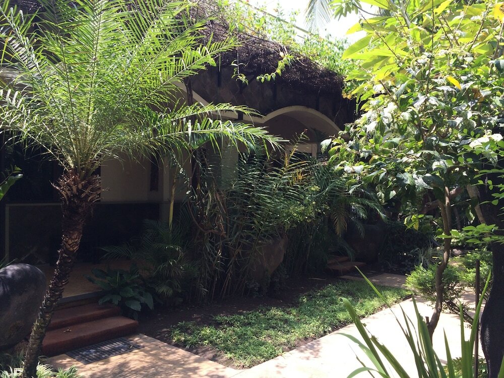 Фото Crown Hotel