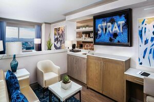 Гостиница The Strat Hotel, Casino & Tower