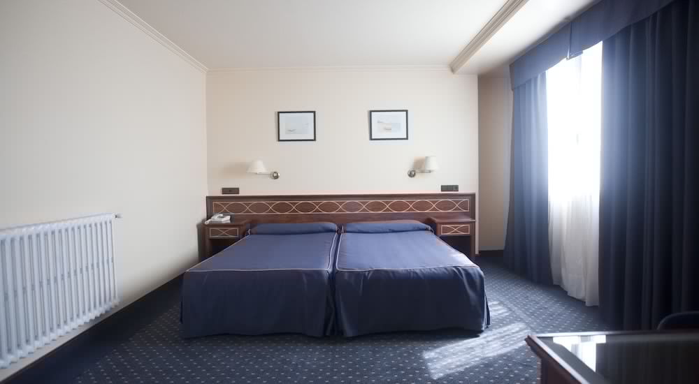 Фото Hotel Almirante