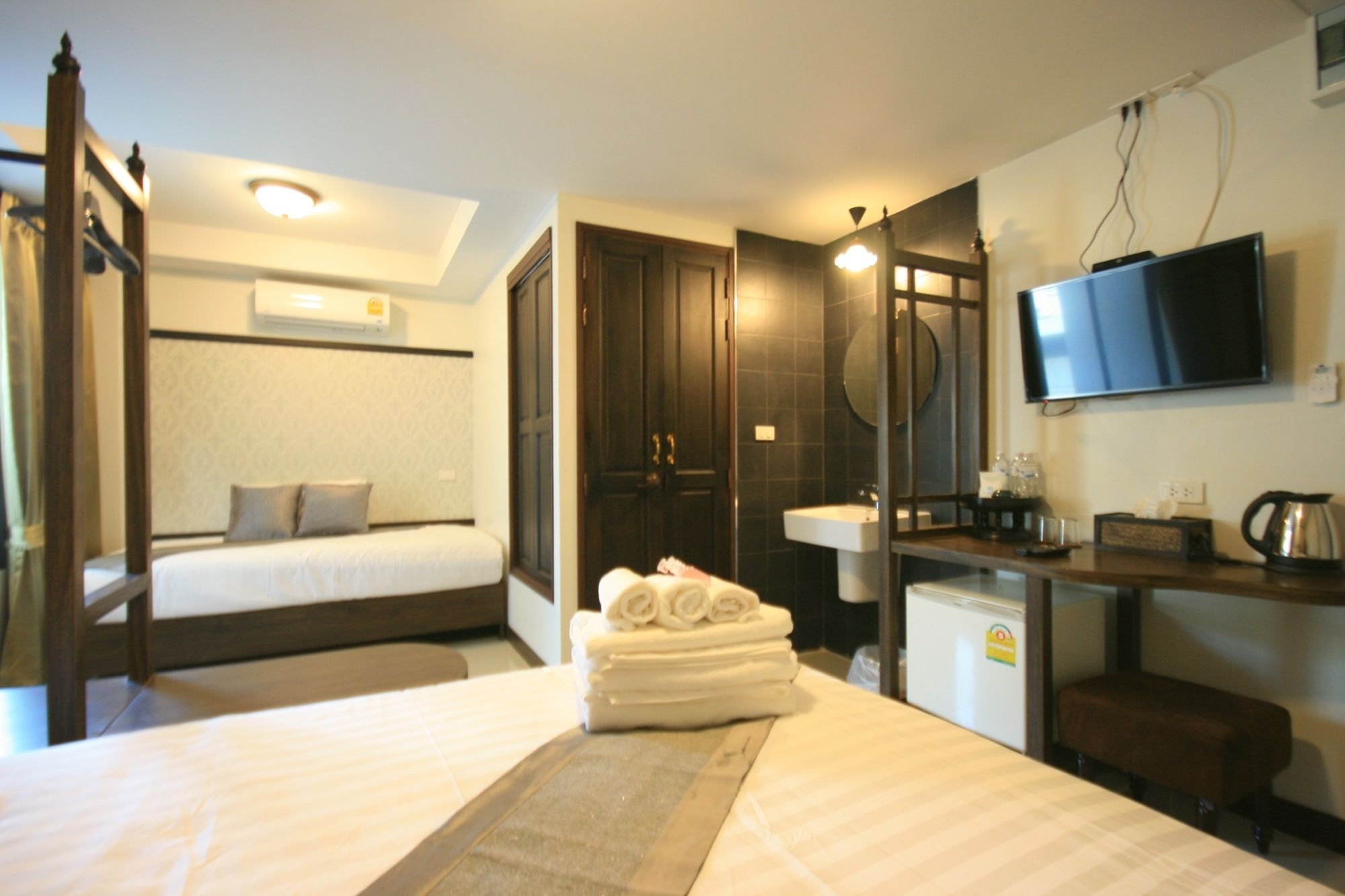 Фото Namamema Boutique Hotel