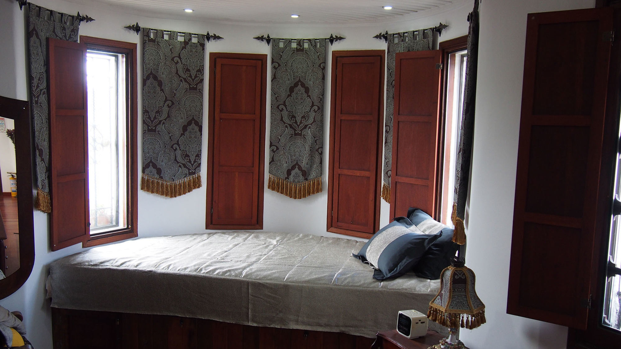 Фото Bogota Bed & Breakfast Inn