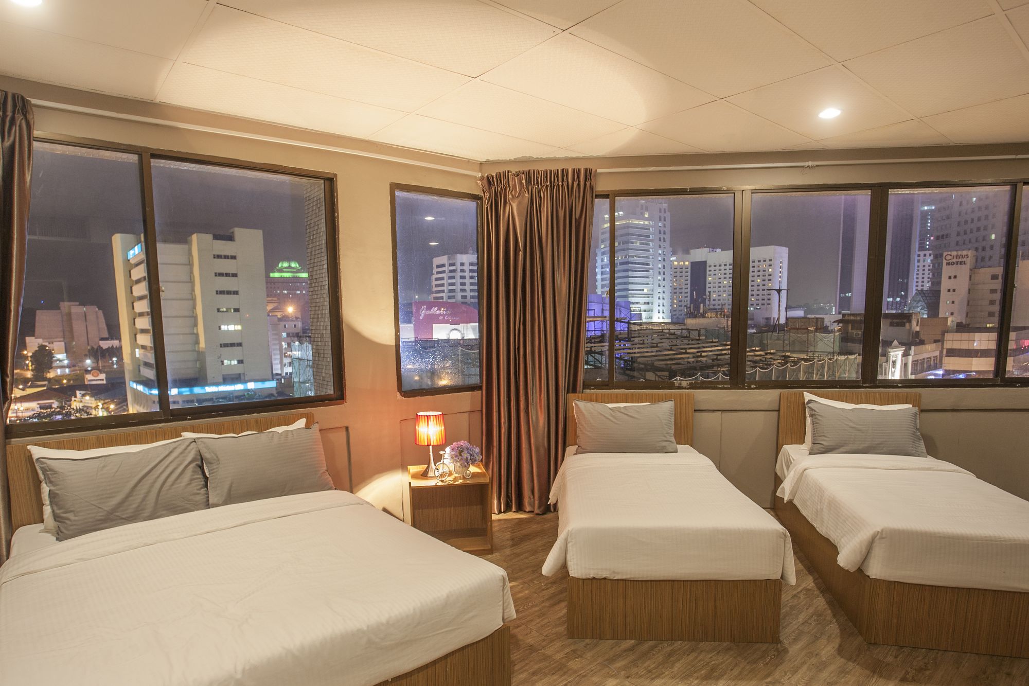 Фото 54971778990