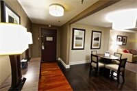 Фото Holiday Inn Austin Midtown, an Ihg Hotel