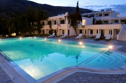 Внешний вид отеля Lagada Beach Hotel в Адамасе, фото 1