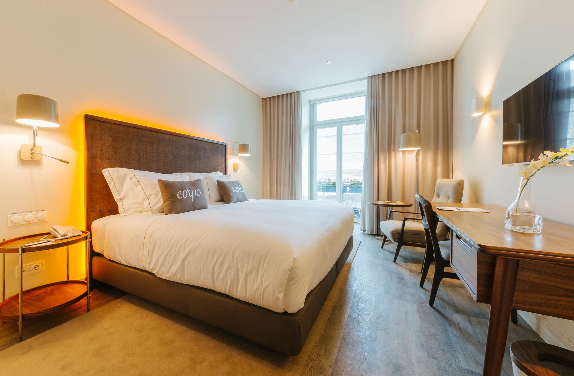 Фото Corpo Santo Lisbon Historical Hotel