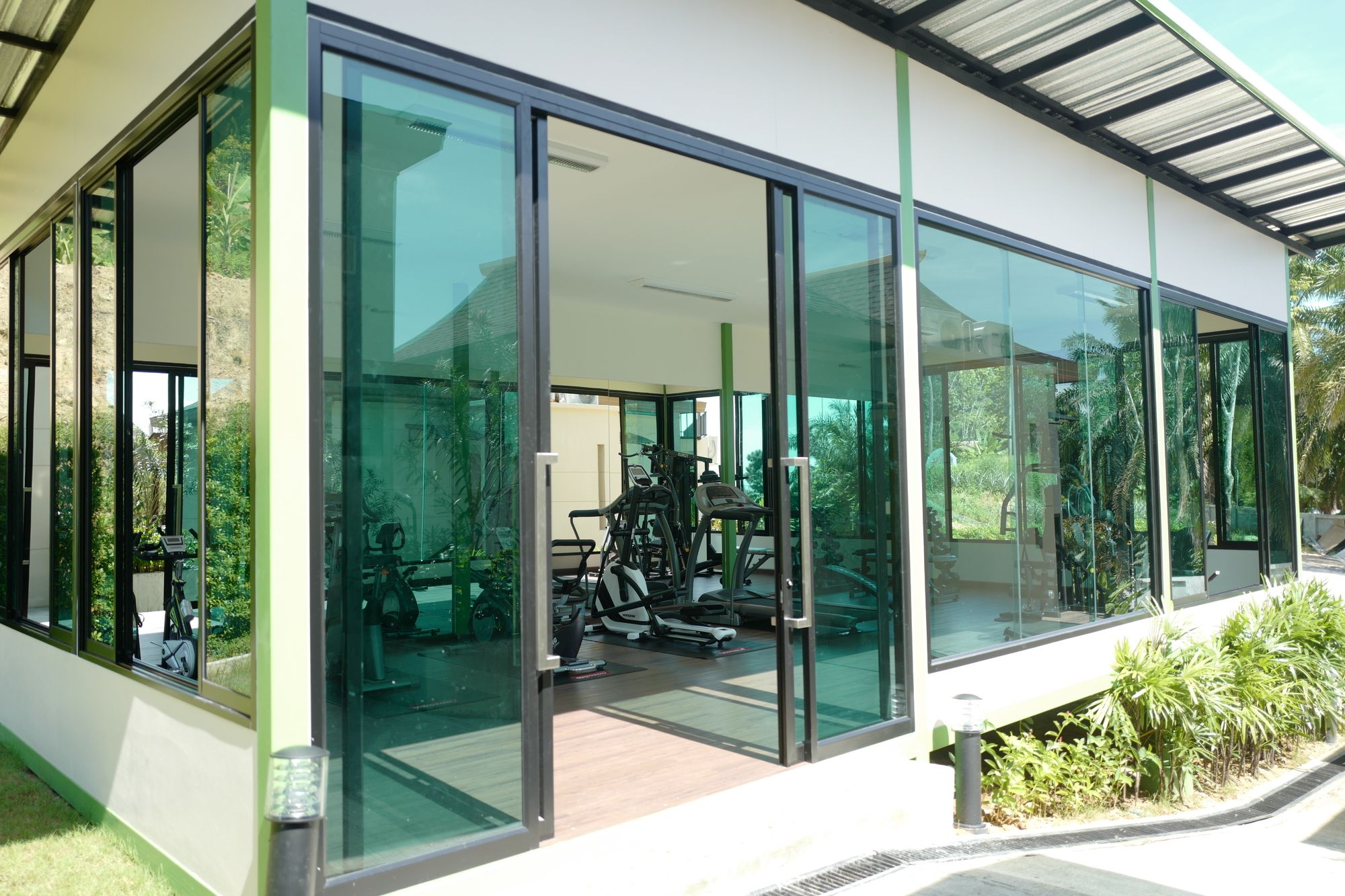 Фото Hula Hula Resort AO Nang