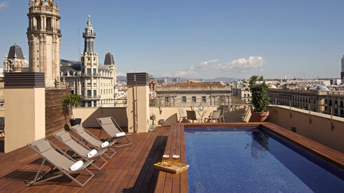 Внешний вид отеля Duquesa Suites в Барселоне, фото 1