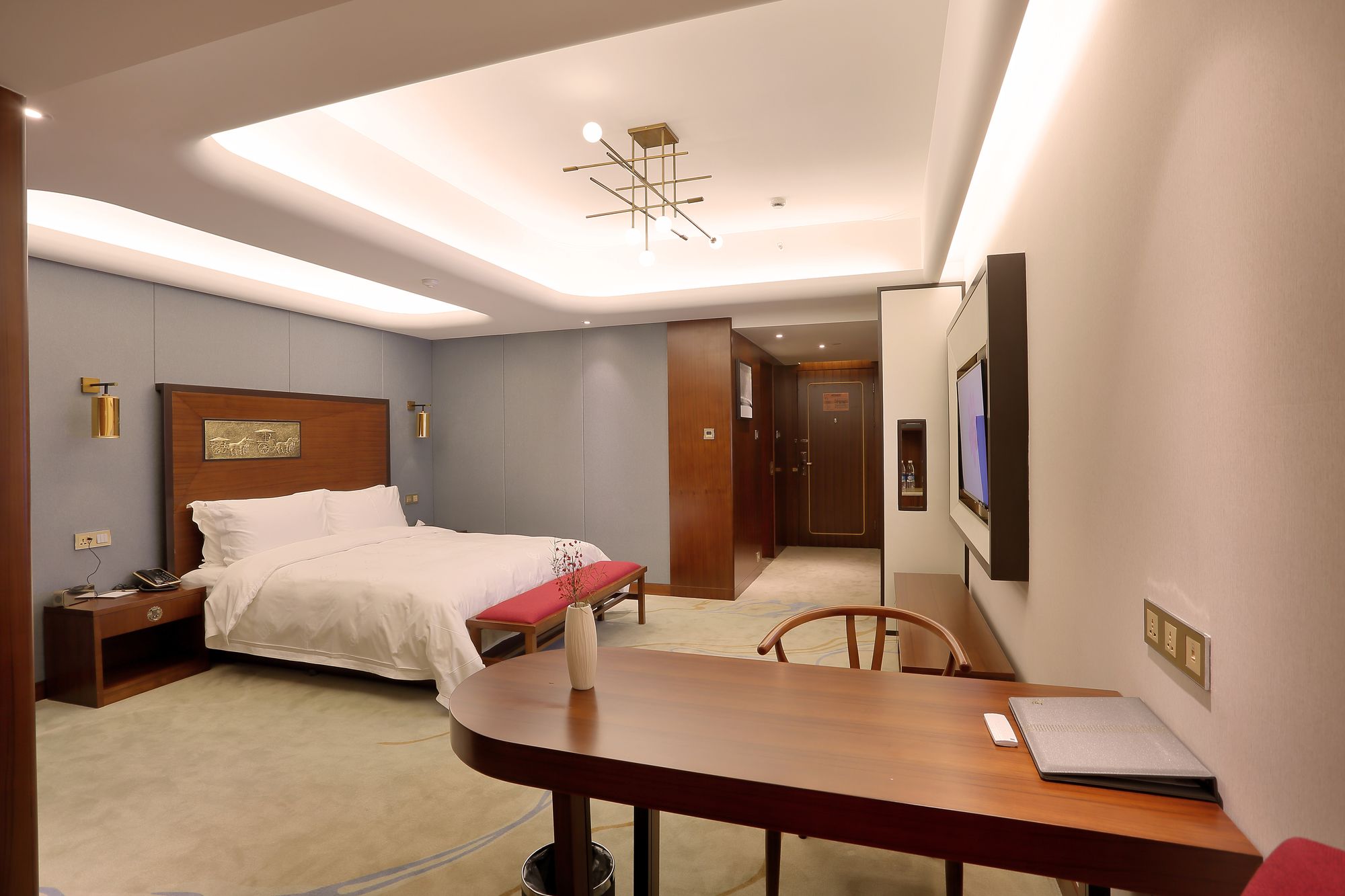 Фото Lujia International Hotel