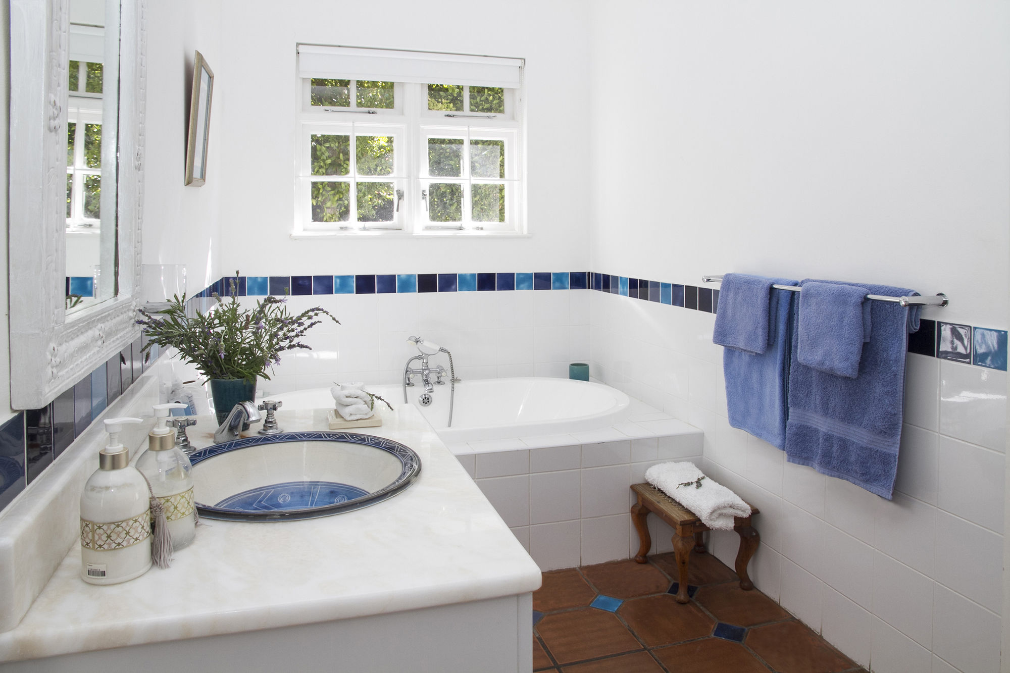 Фото Admiralty Beach House