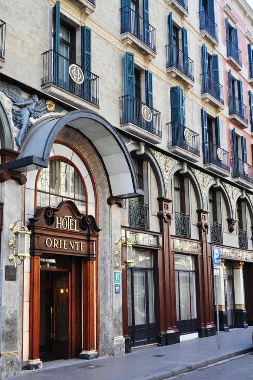 Фото отеля 2