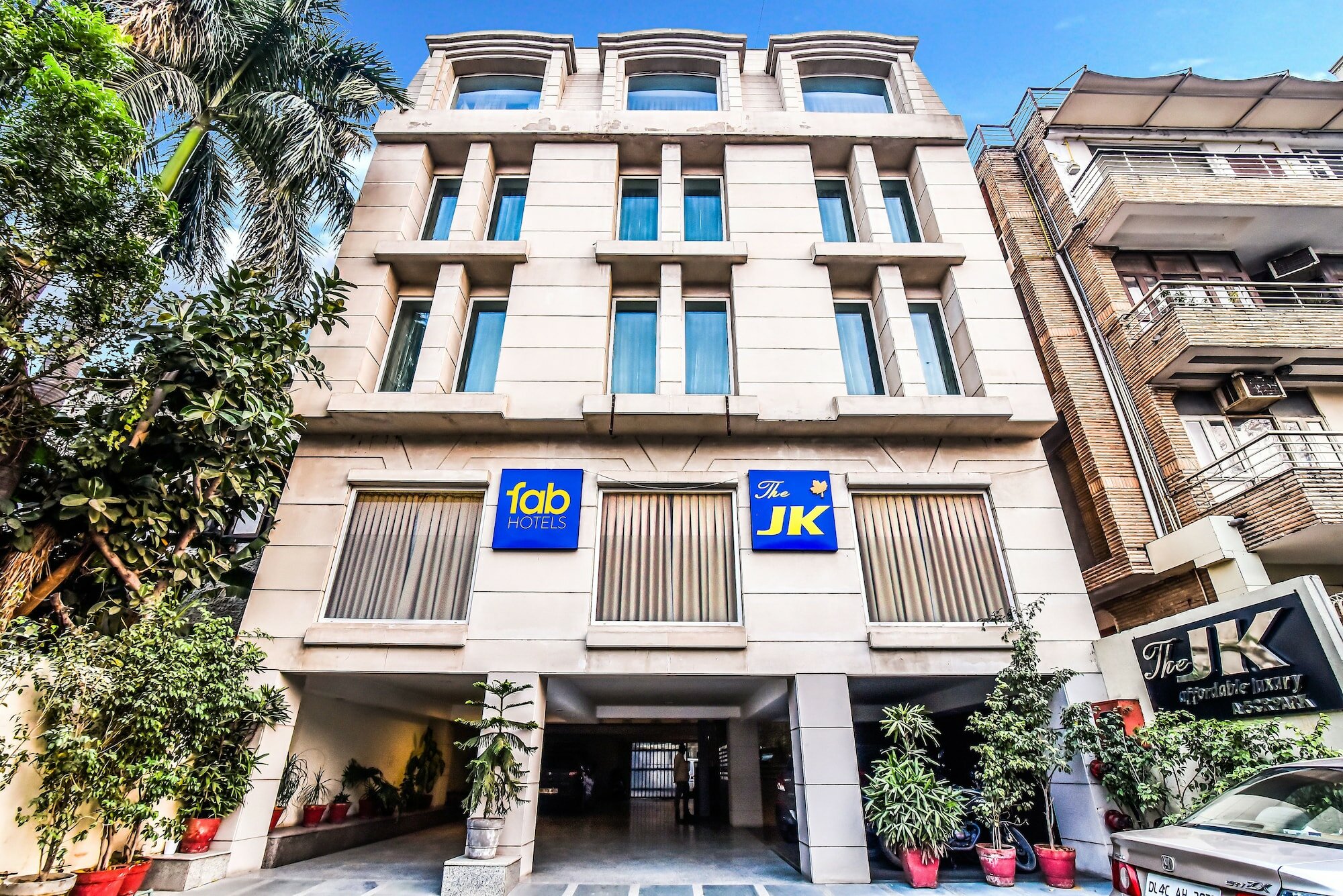 Фото отеля 1