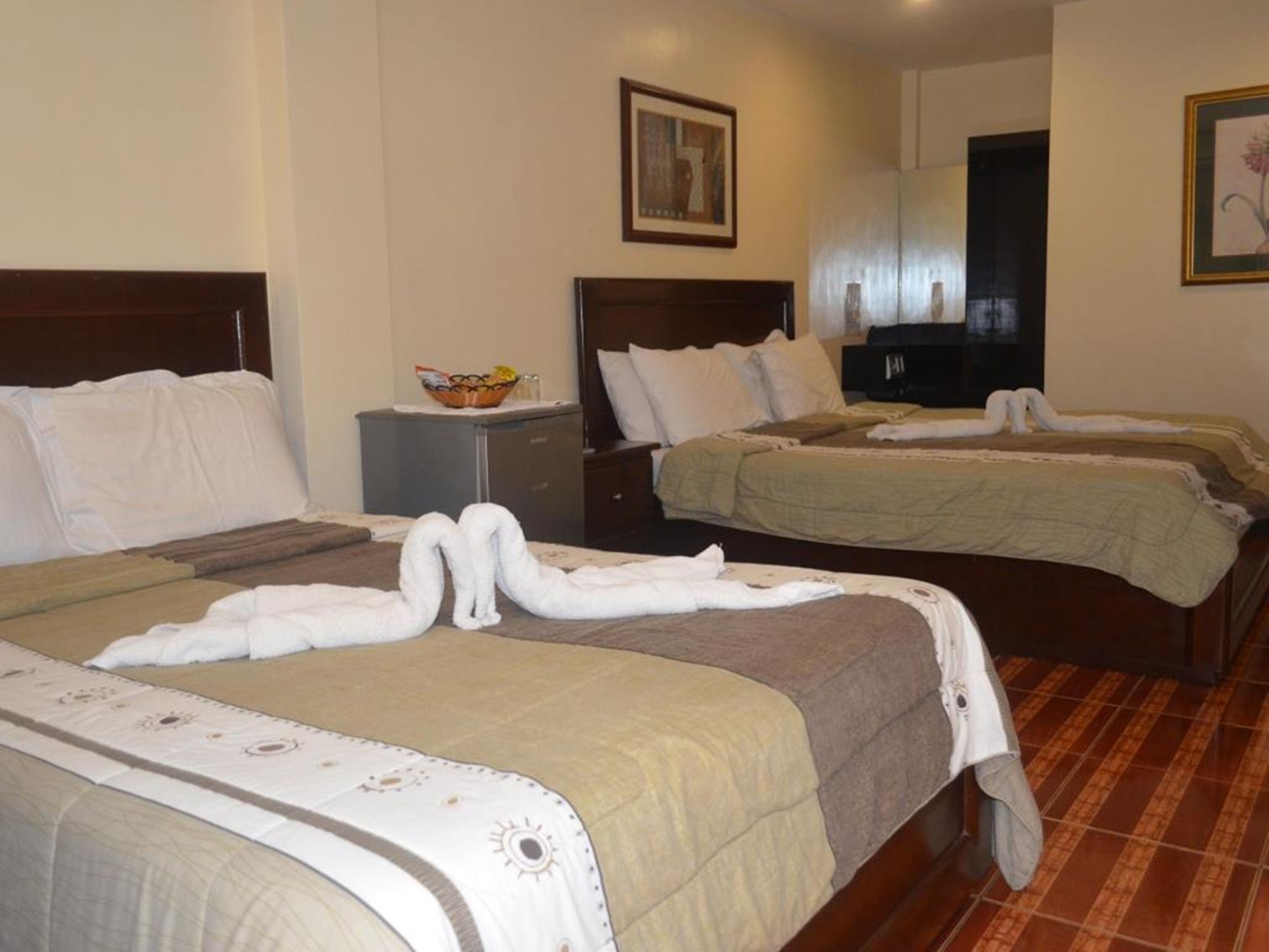 Фото Amanentez Olongapo