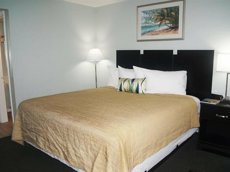 Фото Ocean Plaza Motel