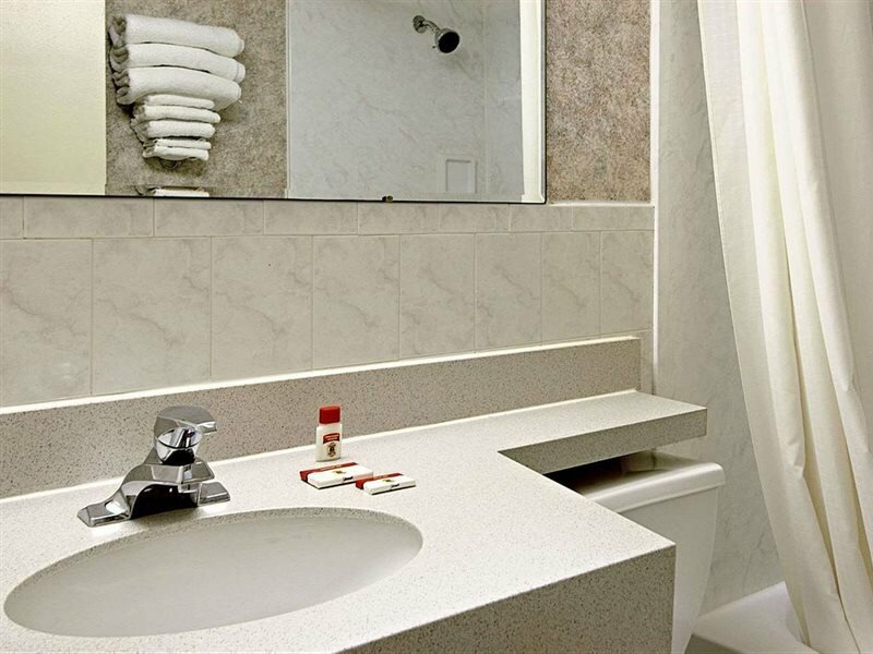 Фото Super 8 by Wyndham Atlantic City