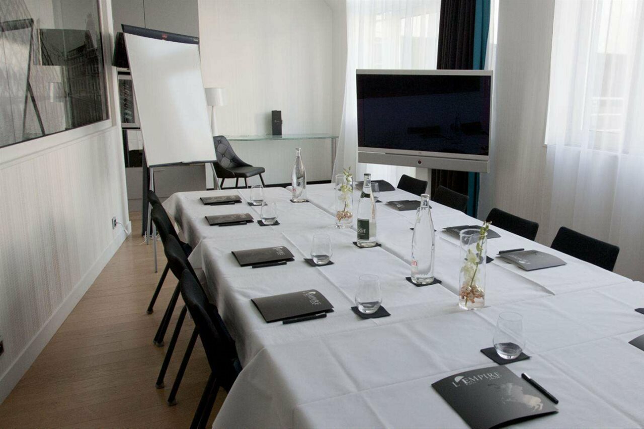 Фото Hôtel L'Empire Paris