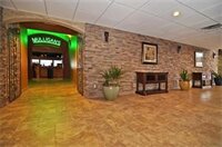 Фото Best Western Plus Raton Hotel