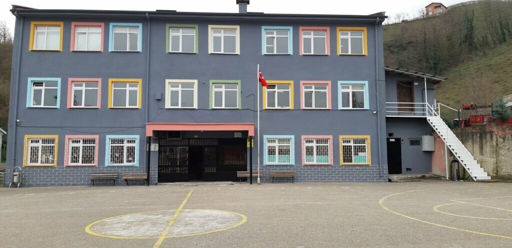 Primary school Kayabasi Primary School, Altinordu, photo