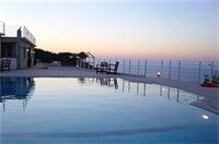 Фото Nymphes Luxury Apartments