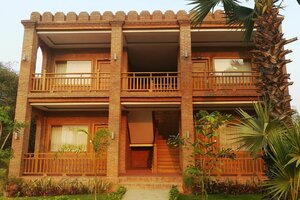 Гостиница Famous Hotel Bagan 2