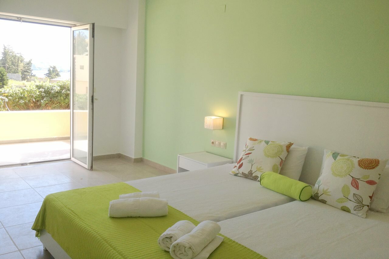 Фото Alexander House