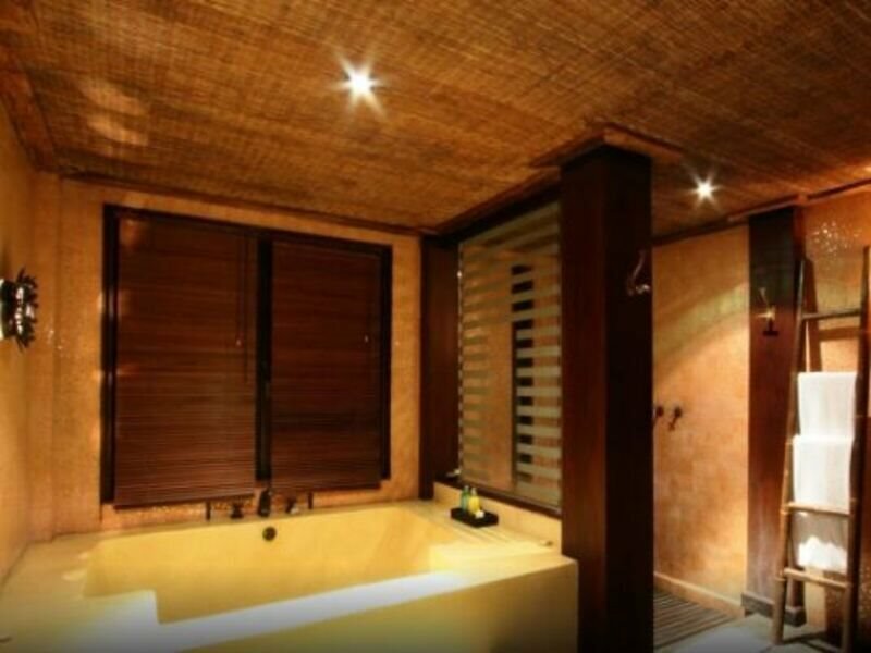 Фото The Sandi Phala