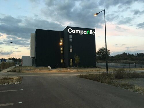 Гостиница Campanile Laval Nord в Лавале