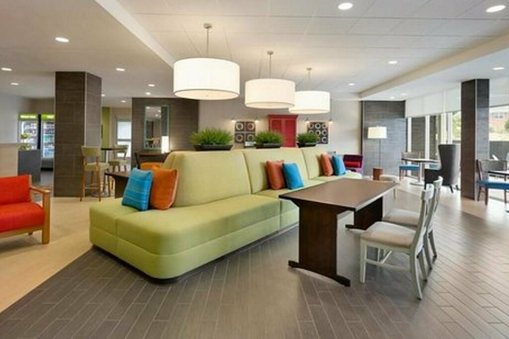 Hotel Home2 Suites by Hilton Newark Airport, Newark, photo