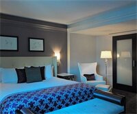 Фото Ambassador Hotel Kansas City, Autograph Collection