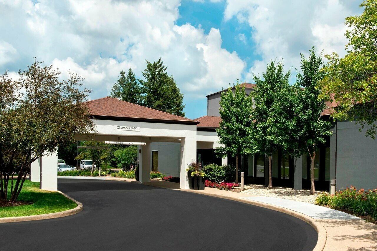 Фото Courtyard by Marriott Chicago Lincolnshire