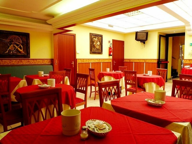 Фото Flower Garden Hotel Rome