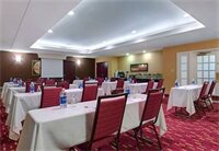 Фото Courtyard by Marriott Richmond Airport