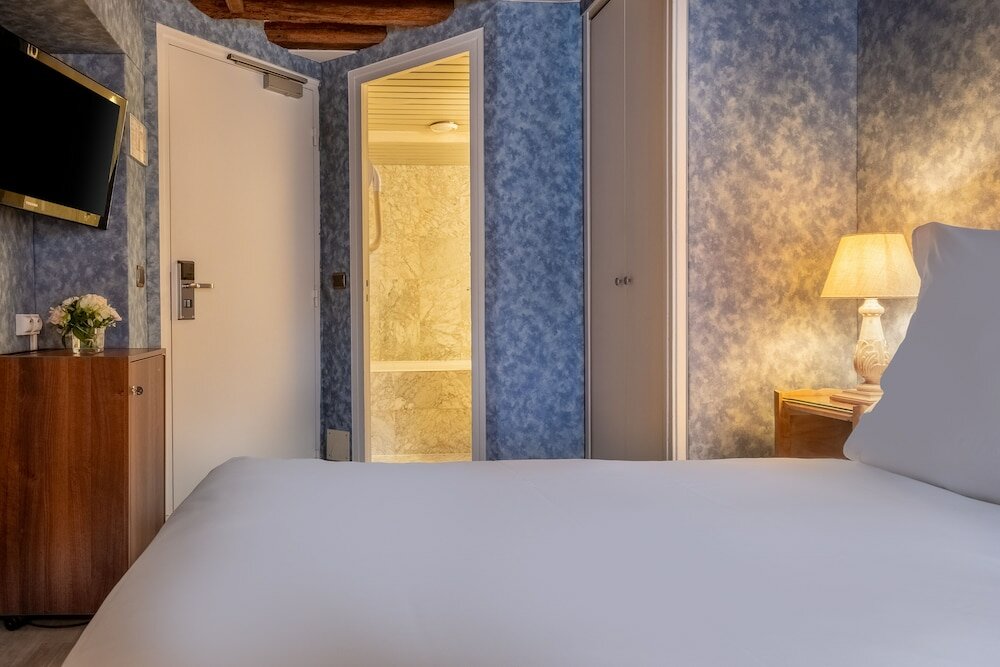 Фото Hôtel Baudelaire Opéra