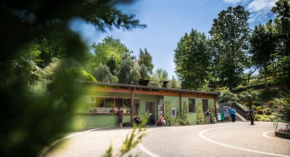 Фото hu Roma camping in town